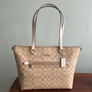 Coach Gallery Tote